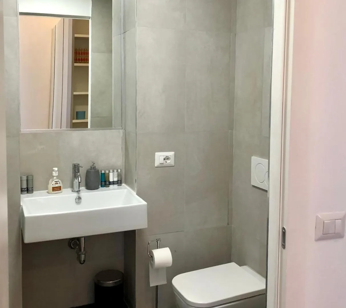 Apartamento Design E Relax A Due Passi Dalla Fiera - Bilocale Con 2 Bagni Milán Italia
